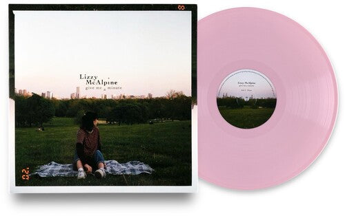 Lizzy McAlpine: Give Me a Minute - Pink ( Vinyl )